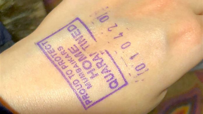 Group who returned from Mecca removed the qurantine stamp to avoid detection