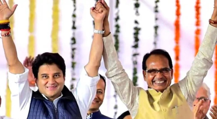 ‘Swagat hai Maharaj, Saath hai Shivraj’, former MP chief minister welcomes Jyotiraditya Scindia to BJP