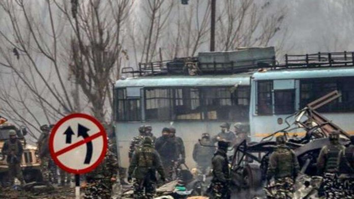 NIA arrests Pulwama resident Tariq Ahmed Shah and his daughter for helping JeM terrorists who had carried out the last year's suicide attack on CRPF convoy