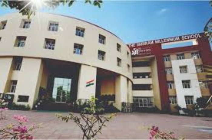 Coronavirus: Noida school shuts as the individual who tested positive has a child studying in the school, CMO Noida appeals not to panic