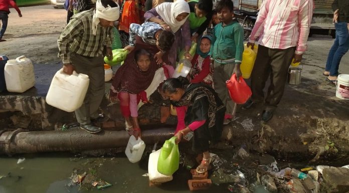 Hindu women have to come from far off to get Kejriwal’s ‘free water’, while Muslims have water tank: Ground report