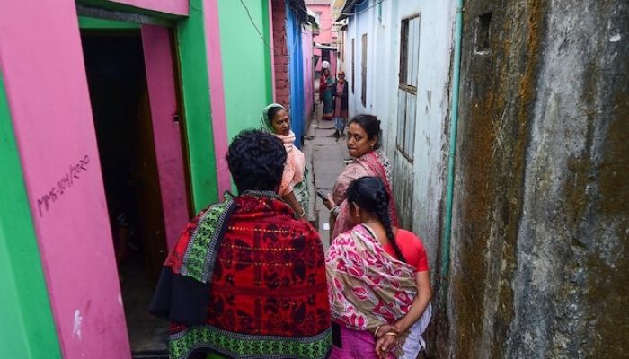 The Islamic Republic of Bangladesh shuts down its largest brothel amidst coronavirus outbreak