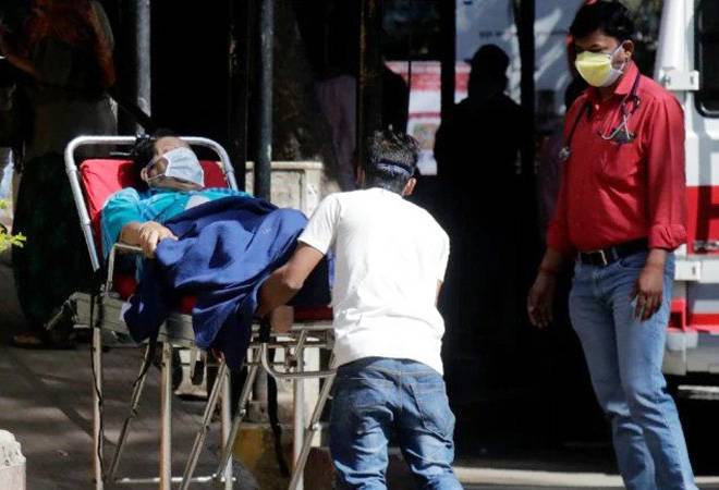 A 33-year-old man with no foreign travel history tests positive for coronavirus in Pilibhit, UP