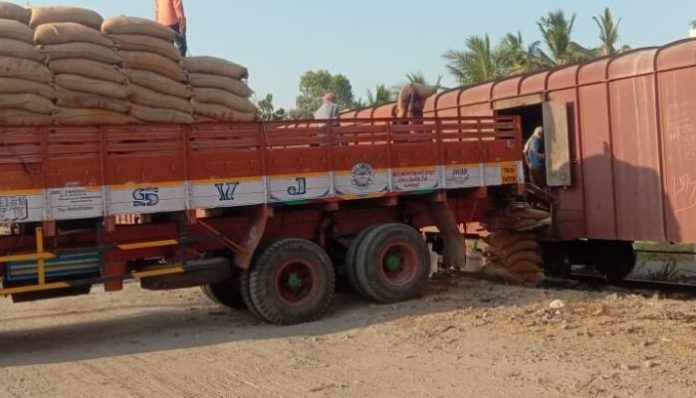 Indian Railways readies 1 lac wagons of essential items amidst lockdown