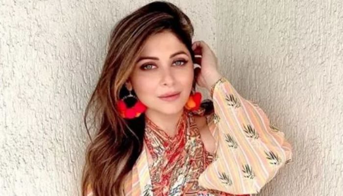 Lucknow Police registers case against singer Kanika Kapoor for negligence and spread of Coronavirus