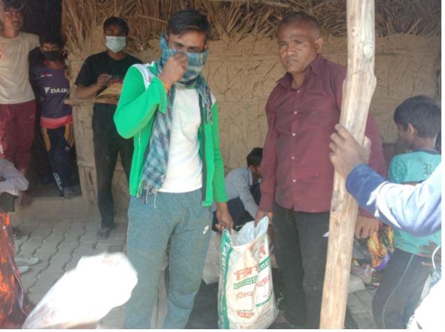 Coronavirus: RSS distributes rice, wheat and essential items to Pak Hindus
