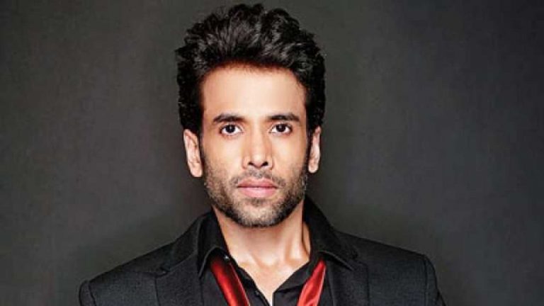 Actor Tusshar Kapoor cautions against one-sided reportage on Delhi’s anti-Hindu riots in international media, gets attacked by Islamists