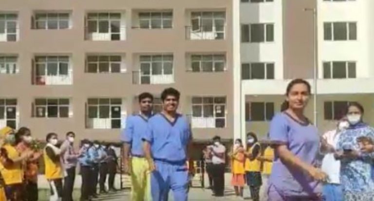 Watch: AIIMS staff in Jhajjar applaud the first batch of 30 corona warriors as they leave for quarantine after treating over 200 patients