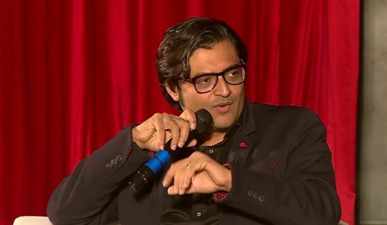 Arnab Goswami writes to Mumbai police accusing them of concealing Congress link of two persons who had attacked him
