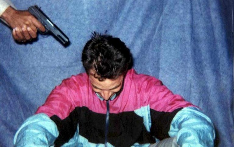 Pakistani court overturns murder conviction and death sentence of man convicted of murdering journalist Daniel Pearl, acquits 3 others