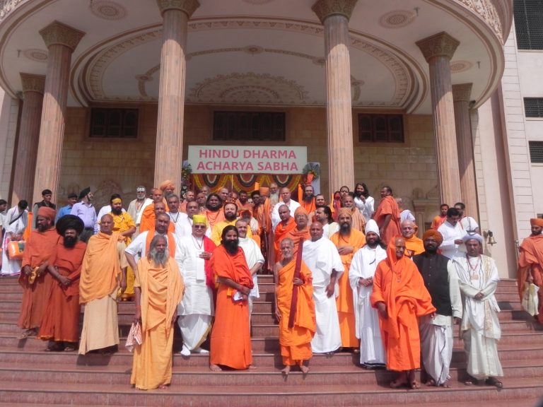 Palghar Sadhu lynching part of bigger conspiracy, area notorious for Hindu-hate: Hindu Dharma Achara Sabha writes to Maha Gov