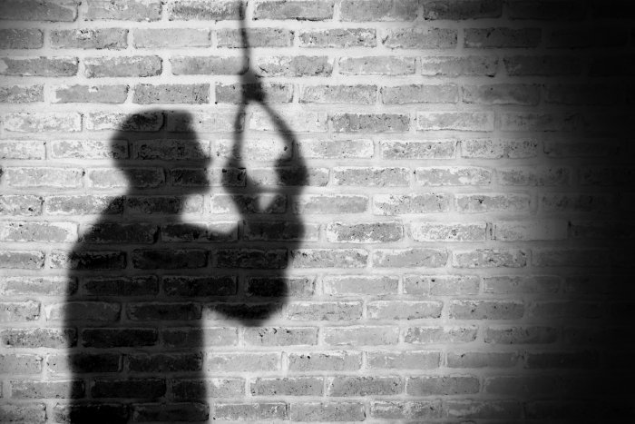 Jharkhand: Teacher kills self after declaring himself coronavirus positive on social media