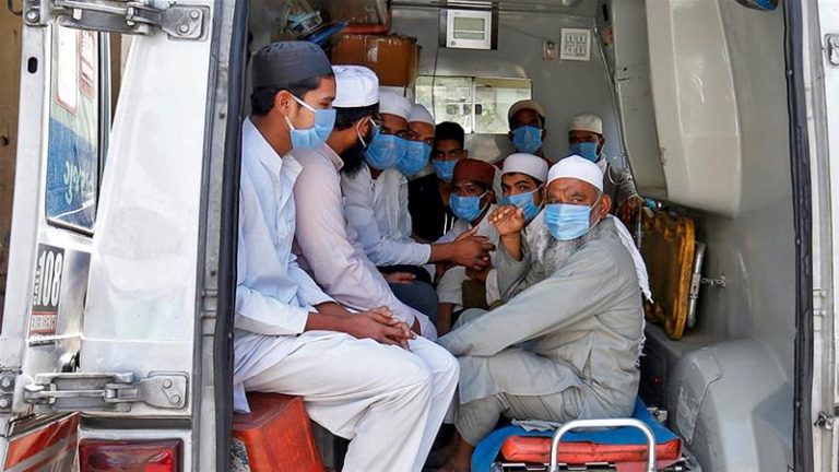 Coronavirus positive cases in India crosses 10,000 mark, over 1,000 recovered and discharged
