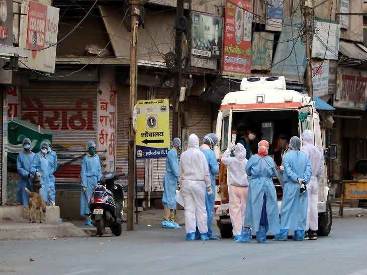 Medicines being bought secretly, treatment being done at home: The mystery behind Indore’s steep rise of dead bodies in Muslim graveyards deepens