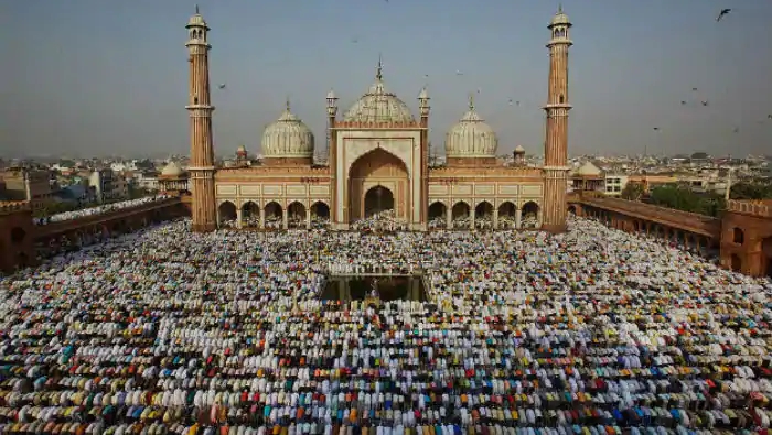 Karnataka government bans five-time Namaaz by the public in mosques, Iftar parties during Ramzan amid coronavirus pandemic