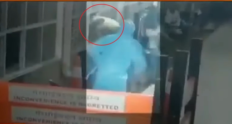 Another shocking video emerges from Sion hospital in Mumbai, Coronavirus patient tries to escape by jumping out of the window