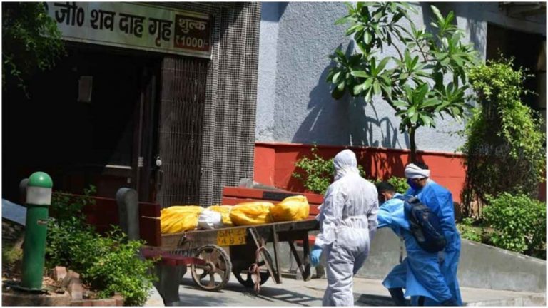 Crematoriums in Delhi sending back bodies of Coronavirus victims to hospitals due to high number of bodies and broken down furnaces