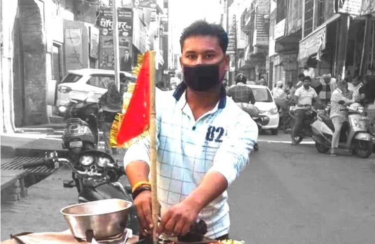 As Hindu vegetable vendors are targeted for Bhagwa Flags, here is why the Indian State should be gravely concerned