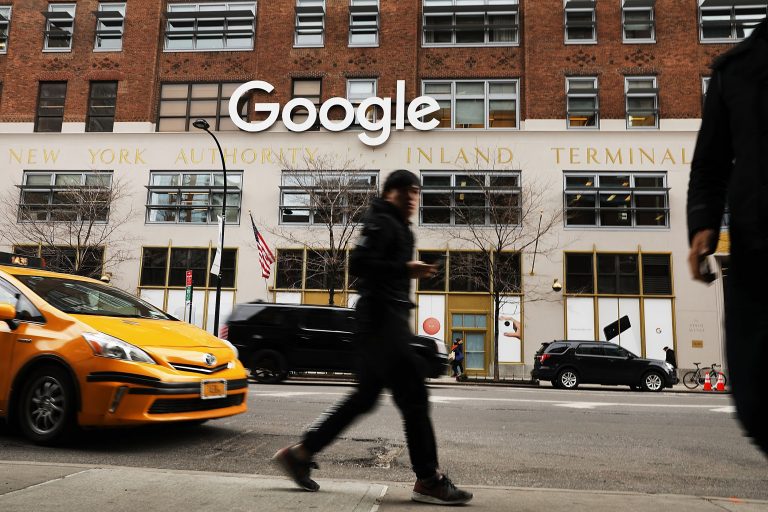Searching porn in incognito? Google is possibly recording you, and now it has been sued for $5 billion