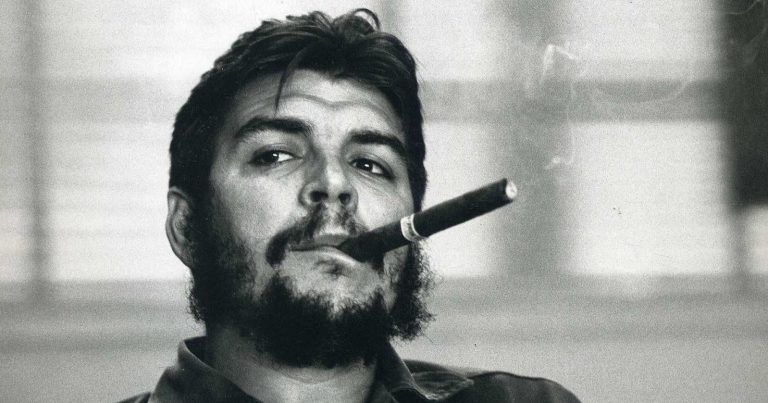 After justifying rioting and looting in the name of ‘Black Lives Matter’ protests, Leftists wish racist homophobe Communist leader Che Guevera a “happy birthday”