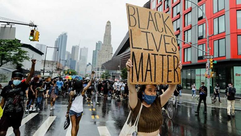 New York City Mayor lifts curfew to ‘restart’ just two days after health experts encourage mass gathering amid Coronavirus pandemic for anti-racism protests