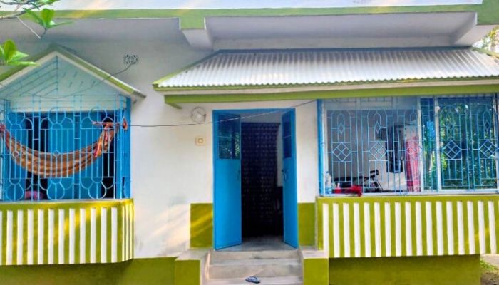 West Bengal: Panchayat members and affluent people unaffected by Cyclone Amphan receive compensation meant for damage to houses, justify saying it is govt money