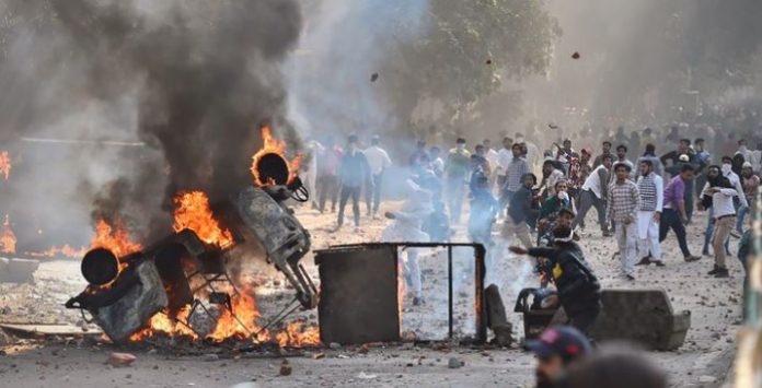 Delhi anti-Hindu riots charge sheet: In Jafrabad, the Muslim mob had started pelting stones at the people demanding re-opening of roads