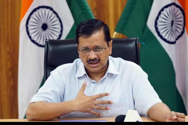 “The govt failed us,” woman grieves as her father dies of coronavirus after Delhi govt run hospital refuses to admit him