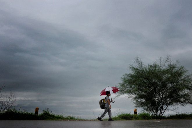 Southwest monsoon hits Kerala; Cyclone Nisarga to hit Gujarat, Maharashtra coasts on 3rd
