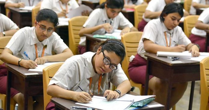 parents of students want CBSE and ICSE Board Exams scrapped