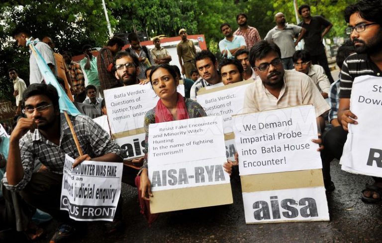 How political interference by UPA and Samajwadi Party hindered anti-terrorist operations in Azamgarh during UPA rule