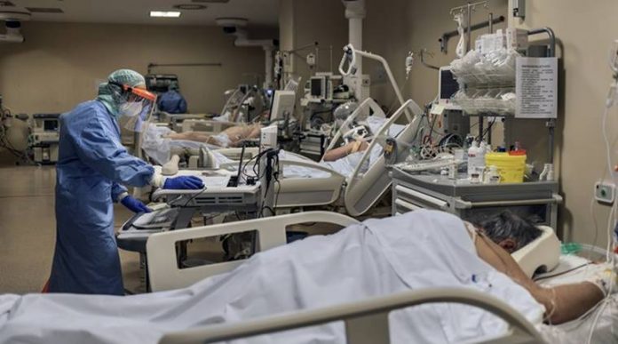 At least 10 senior doctors and 70 nurses in private hospitals resign fearing their safety amidst raging coronavirus outbreak in Telangana