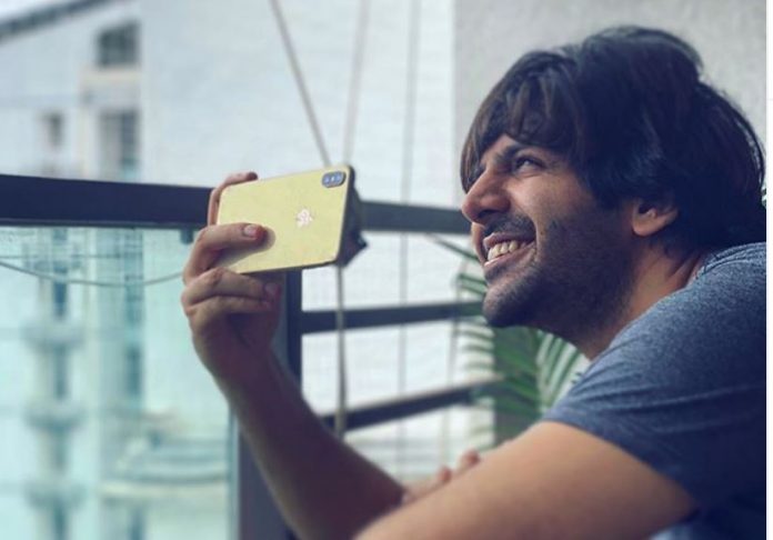 Karthik Aryan has dropped a multi-crore deal with Oppo