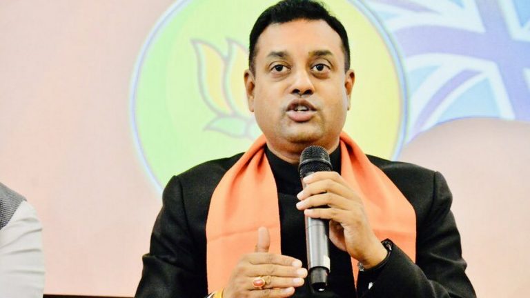 Sambit Patra holds a mirror to anti-nationals by his Pulitzer tweet, left-liberals expose their hypocrisy by slamming him