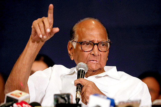Sharad Pawar admitted that the Mumbai local train blasts of 2006 were targeted against Hindus