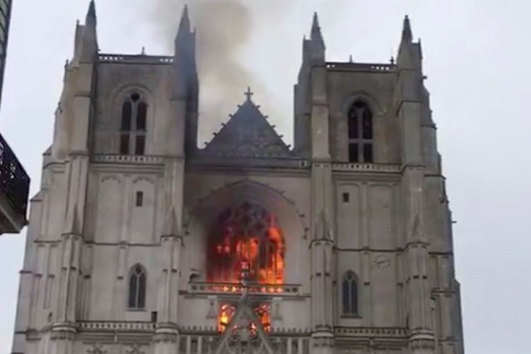 Fire breaks out at 15th-century cathedral in France’s Nantes, grand organ destroyed, police suspect criminal act