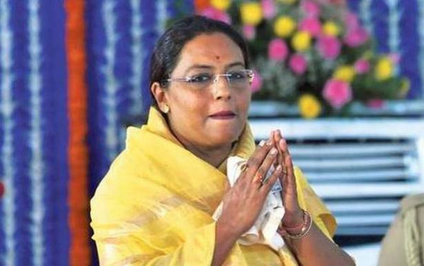 Maharashtra cabinet minsiter Yashomati Thakur claims several of the BJP MLAS are in touch of Congress party