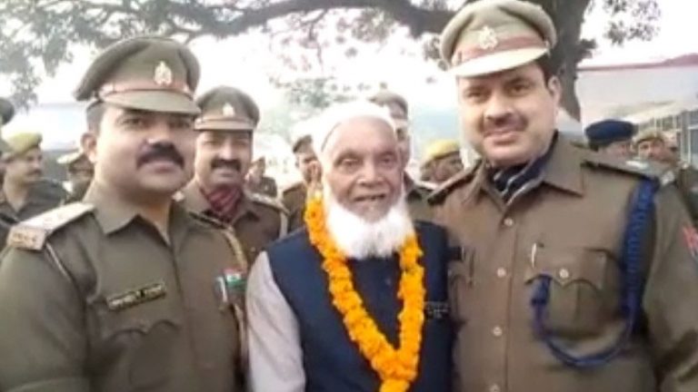 Ayodhya: Padmashri Mohd Sharif, who has been cremating unclaimed dead bodies for years, invited for Bhoomi Pujan