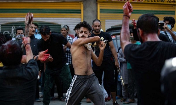 Al Jazeera lies that Jammu and Kashmir police had fired pellets on ‘peaceful’ Muharram mourners, here is what actually happened