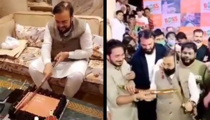 Samajwadi Party leader cuts cakes with sword; netizens demand arrest