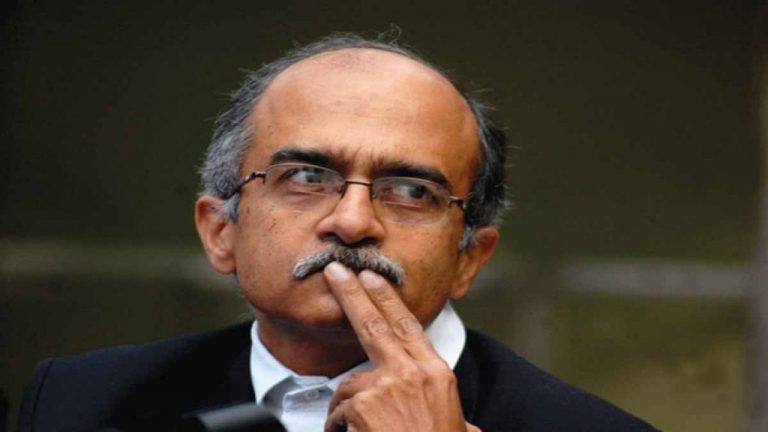 Retired judges, bureaucrats, lawyers write to CJI demanding action against those opposing Prashant Bhushan’s conviction in contempt of court case
