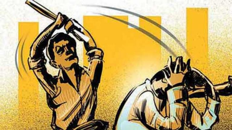Noida: Afzal, Gulzar and Sharafat threaten to kill Swaraj Singh after brutally beating him up for playing loudspeaker in temple