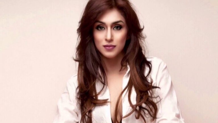 Model-turned-Congress leader Ria D’Souza claims she witnessed drug consumption in Bollywood parties, says the entire industry do drugs