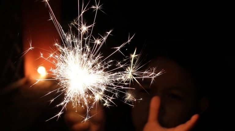 Justice V. Parthiban makes landmark observations, says ‘bursting of crackers is an integral part of Diwali festival’: Read details