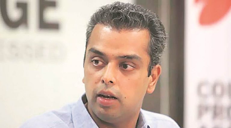 Congress leader Milind Deora criticises Maharashtra govt for indulging in petty politics, party supporters ask him to join BJP