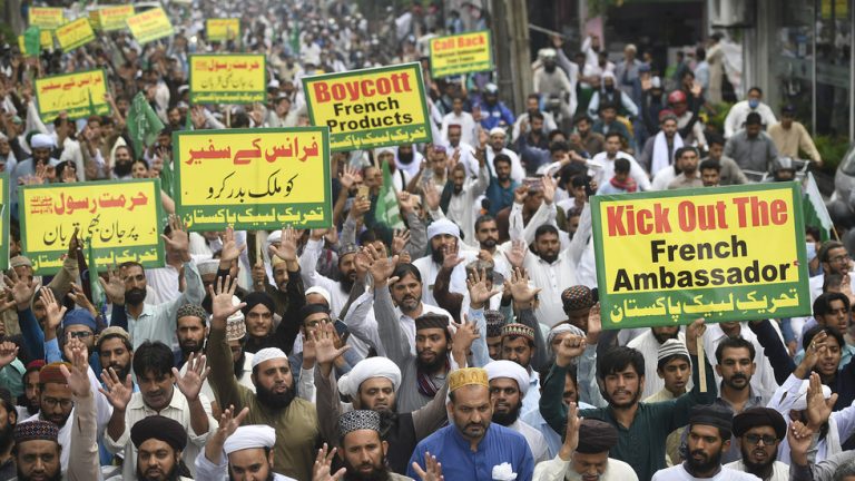 Pakistan link to Paris knife attack emerges, at least one perpetrator reported to be of Pakistani origin