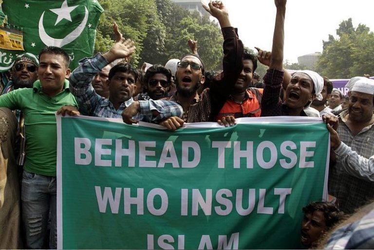 Pakistan: Christian man in Lahore sentenced to death under blasphemy laws for ‘anti-Islam’ text messages