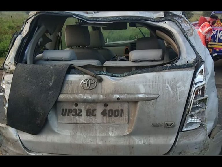 Arrested gangster Feroz Ali killed after UP Police car crashes on the way to Lucknow