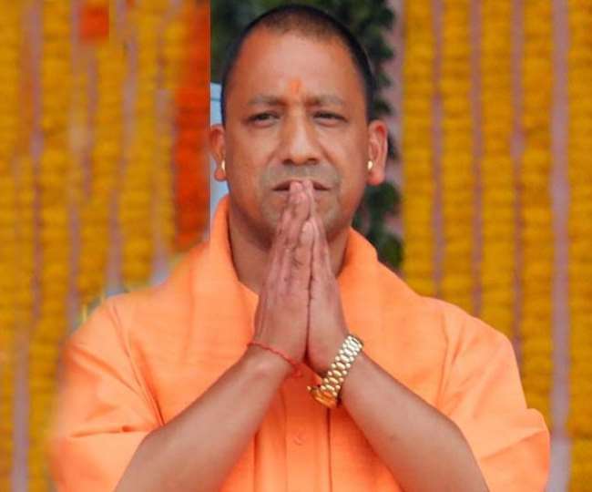 CM Yogi distributes relief amount among farmers