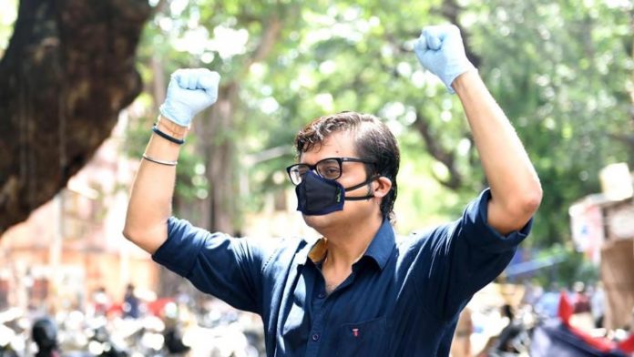 Retreat, Retreat! Harks Bollywood: Bollywood production houses change tunes, now say suit against 'entire media', not just Arnab Goswami